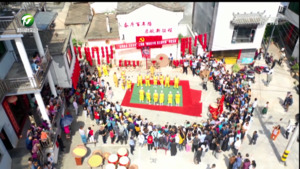 歙县：晒秋庆丰收 复古游村落