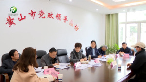 凌云在市联合接访中心接访时强调 依法依规解决群众合理诉求 切实维护人民群众合法权益