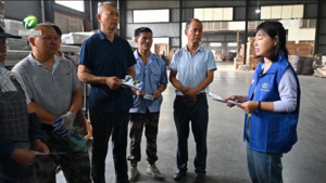 简讯：祁门县：工伤政策送上门 服务企业优环境
