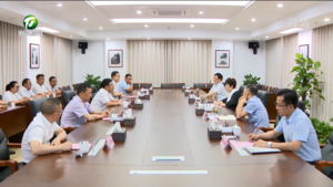 凌云与西藏错那市党政代表团举行工作会谈