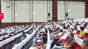 "凌云在市委党校（市行政学院）2023年秋季学期开学典礼上强调 着力打造“忠专实”“勤正廉”干部队伍 为建设大黄山世界级休闲度假旅游目的地作出更大贡献
 "