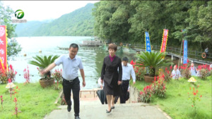 凌云赴歙县深渡镇绵潭村调研时强调 推进农文旅融合发展 加快建设“五美”两宜和美乡村