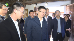 何毅赴屯溪区开展解剖式调研时强调  坚持问题导向 大兴调查研究 以高水平保护推动高质量发展