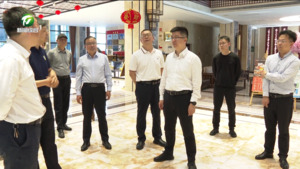 何毅赴黄山区调研经济社会发展情况