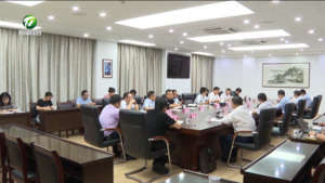 "优质高效推动合作落地见效 何毅与涂晓军一行举行工作会谈
"