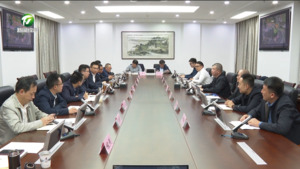 何毅与兰扬举行工作会谈 张亚强 戴炜等参加