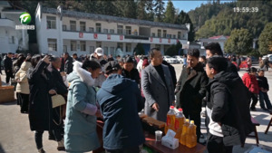 简讯 祁门：乡村年货展销热