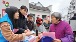 简讯 黄山区：春风送暖学雷锋 志愿服务满社区