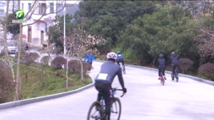 歙县：体育赋能文旅 自行车赛拉动春日经济