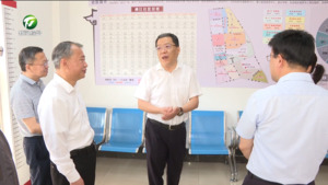 丁纯赴屯溪区休宁县调研时强调 强化党建引领 坚持开门教育 推动全市学习教育走深走实见行见效
