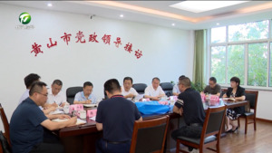 丁纯在市联合接访中心接访时强调 严实作风 换位思考 依法依规推动问题解决