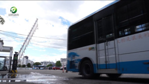 【高温下的劳动者】公交车维修工：用汗水保障市民安全出行