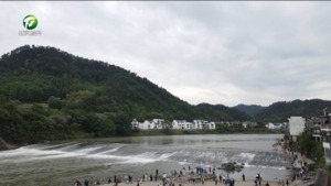 打卡歙县渔梁坝游 开启清凉新旅程