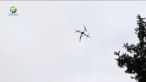 祁门:无人机打通油茶“空中通道” 科技解锁丰收新路径 祁门:无人机打通油茶“空中通道” 科技解锁丰收新路径