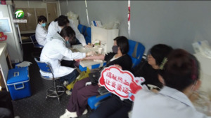 简讯：徽州区：市民踊跃献血 冬日热血为生命“续航”