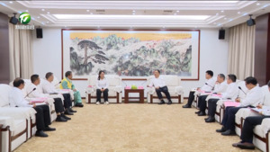 丁纯会见我市全国全省“两优一先”表彰对象代表