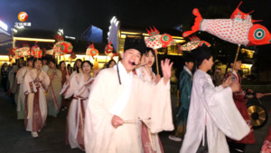 创意市集  引领假日消费新潮流