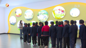 我市生活垃圾分类科普馆迎来学生打卡