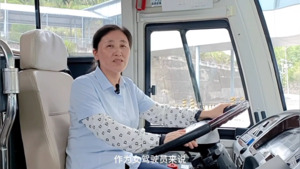 吴金美：盘山路上的“摆渡人”