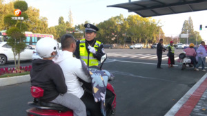 徽州区：“全警撑交警” 集中整治道路交通秩序