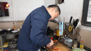 黟县：腊八豆腐飘香