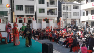 喜气洋洋过大年 好吃好玩“一条龙”