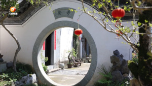 歙县：一江碧水引客来