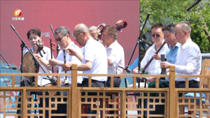 黄山市第二届乡村戏曲节齐云山专场演出隆重开演