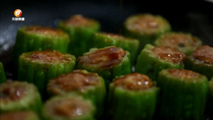 夏日“苦瓜宴”: 食苦度夏味相宜