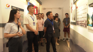 市公共资源交易中心举行 “主题开放日”教育专场活动