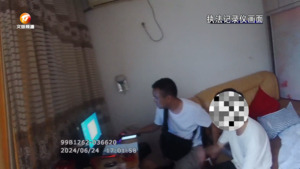 涉案金额超亿元 徽州警方破获特大制售伪劣电子烟案