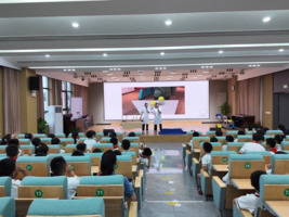 2025年黄山市科技活动周主场活动走进屯溪现代实验学校