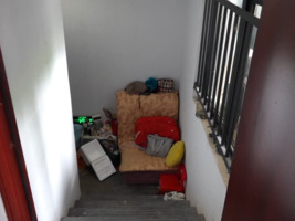 小区楼道被占用 安全隐患何时解